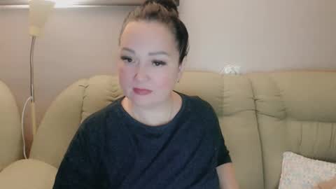 Snapshot of infinity_loveliness chatting on September 28, 6:57 pm Infinity online show from September 28, 6:57 pm