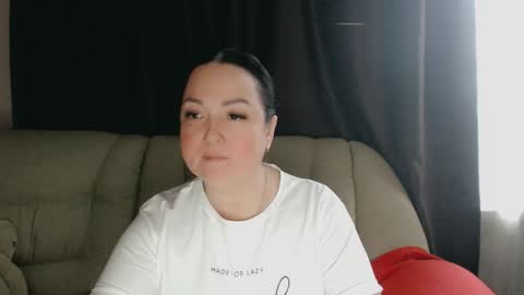 Snapshot of infinity_loveliness chatting on November 5, 7:30 am Infinity online show from November 5, 7:30 am