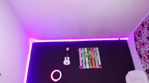 Ingrid Zese online show from September 11, 9:37 pm