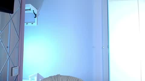 Lina online show from December 19, 8:13 am