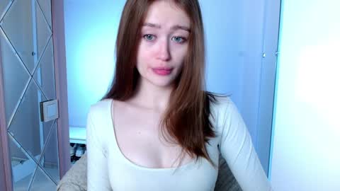 Lina online show from February 6, 8:39 am