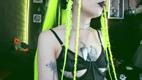   SANIA  online show from December 18, 8:25 pm