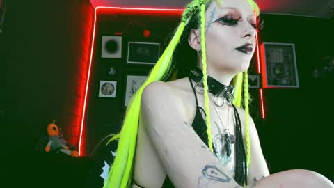   SANIA  online show from January 14, 10:44 pm