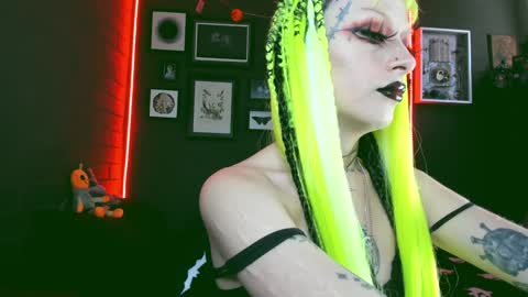   SANIA  online show from January 21, 6:23 pm