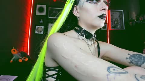   SANIA  online show from January 28, 7:53 pm