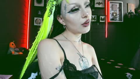   SANIA  online show from February 3, 8:57 pm