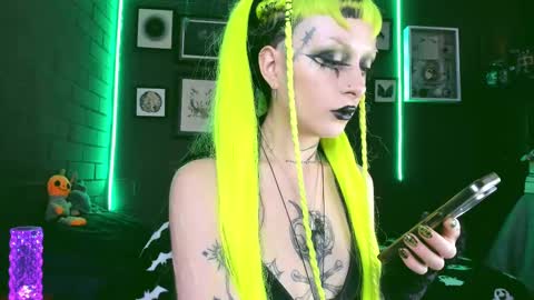   SANIA  online show from March 7, 6:33 pm