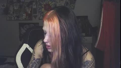 Insunnity666 online show from October 10, 6:51 pm