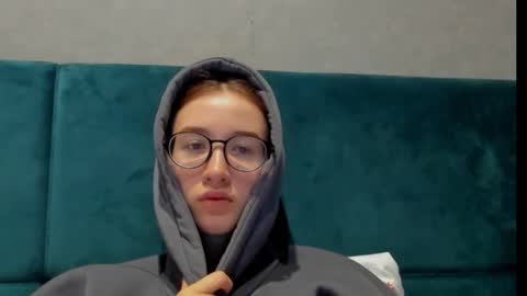 Bernadette  Join  online show from November 25, 6:57 am