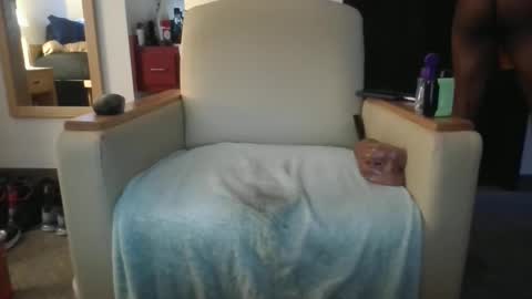 iplaygames1 online show from December 19, 8:45 am