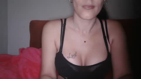 Snapshot of irene141212 chatting on January 11, 11:12 am irene online show from January 11, 11:12 am