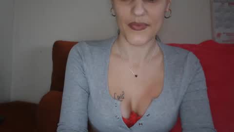 Snapshot of irene141212 chatting on January 21, 11:56 am irene online show from January 21, 11:56 am