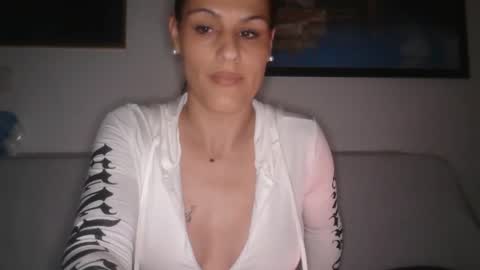 Snapshot of irene141212 chatting on October 16, 10:27 am irene online show from October 16, 10:27 am