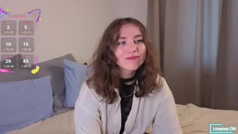 Snapshot of ireneharris chatting on October 19, 1:01 pm Maxin online show from October 19, 1:01 pm