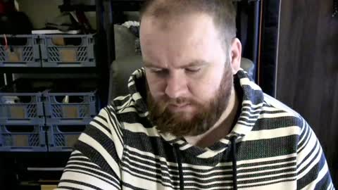 twitter theirishman205 online show from December 24, 10:55 am