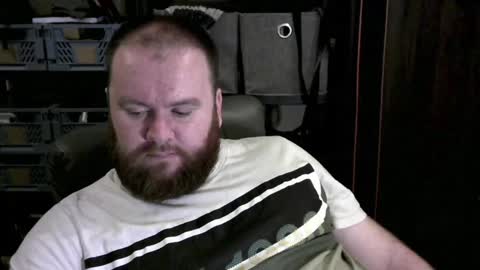 twitter theirishman205 online show from December 24, 9:00 pm