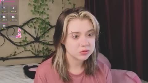 Snapshot of irissocute chatting on November 29, 7:55 am I am Cutie Iris3 online show from November 29, 7:55 am