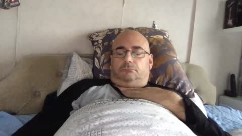 Snapshot of ironkokkk chatting on February 3, 9:30 am Ironkokkk online show from February 3, 9:30 am