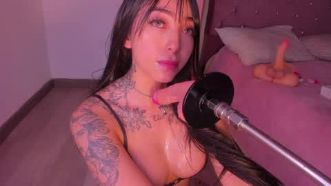 Snapshot of isa_redhair_ chatting on February 8, 7:59 am .... Connection time 900 pm to 500 amRest days Wednesday and Saturday online show from February 8, 7:59 am