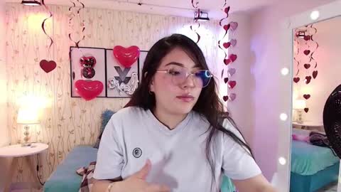 Snapshot of isa_reel chatting on February 14, 8:48 pm ISA online show from February 14, 8:48 pm