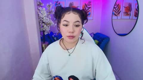 Snapshot of isa_reel chatting on October 10, 8:08 pm ISA online show from October 10, 8:08 pm