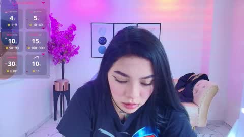 Snapshot of isa_reel chatting on November 29, 8:45 pm ISA online show from November 29, 8:45 pm