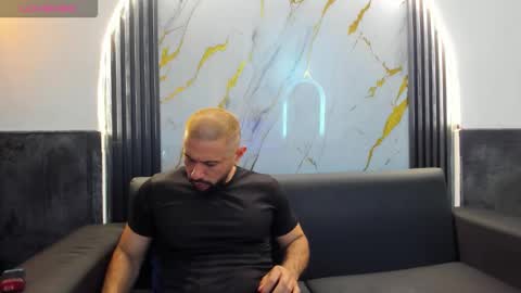 isaac_franko online show from November 8, 9:13 pm