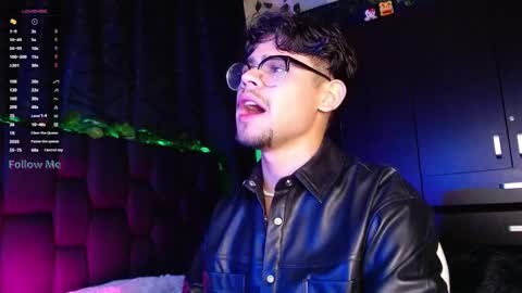 Isaac Saenz. online show from December 17, 12:23 am