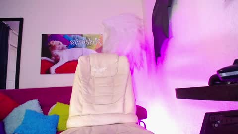 isabel online show from October 6, 2:47 pm