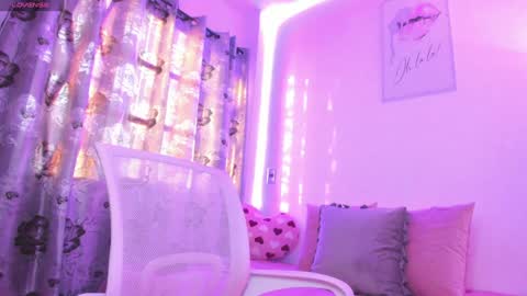 Snapshot of isabela_duran chatting on December 9, 10:09 pm isabela duran online show from December 9, 10:09 pm