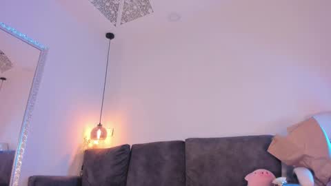 Isabela online show from February 19, 12:11 pm