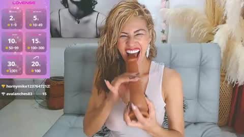 Isabel online show from February 14, 8:48 pm