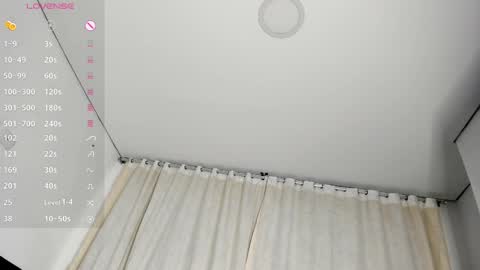 Isabella Sea online show from December 12, 5:42 am