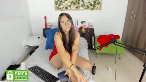 Isabella online show from January 25, 4:45 am