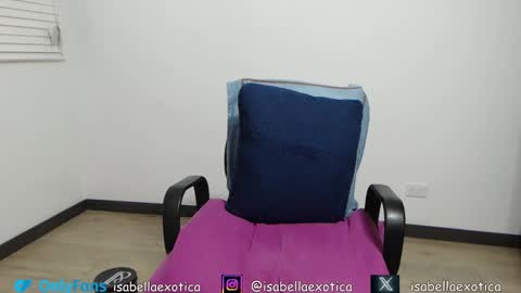 Snapshot of isabellaexotica chatting on January 28, 12:57 am isabellaexotica online show from January 28, 12:57 am