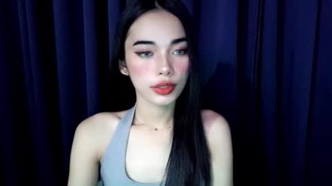 Isabelle online show from November 25, 2:50 pm