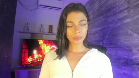 Isa online show from January 3, 8:10 am