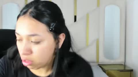 isabellrodriguez18 online show from September 12, 3:28 am