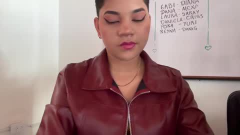 isabela online show from September 17, 5:36 pm