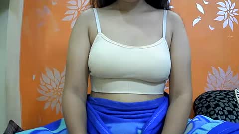 ishika_singh_ online show from December 22, 2:17 am