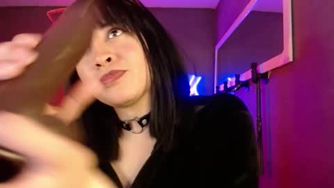 Ana Maria online show from November 10, 2:38 pm