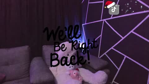 Snapshot of isiss_goddess chatting on December 13, 10:45 pm Isis Independent model online show from December 13, 10:45 pm