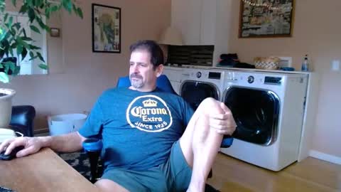 Jim online show from January 4, 1:21 pm