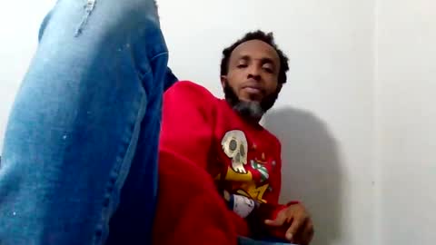 Snapshot of islandmaker chatting on October 20, 3:18 am islandmaker online show from October 20, 3:18 am