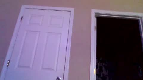 Snapshot of islandmaker chatting on October 21, 7:25 pm islandmaker online show from October 21, 7:25 pm