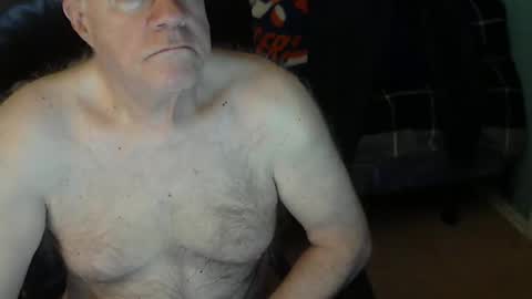 Snapshot of islesman22 chatting on February 9, 11:25 am islesman22 online show from February 9, 11:25 am