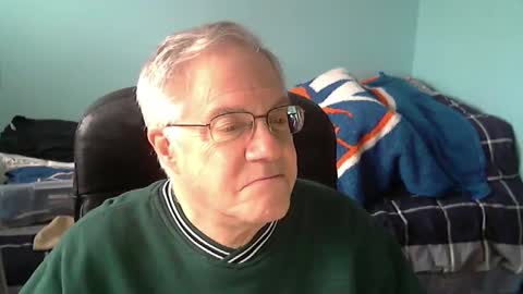 Snapshot of islesman22 chatting on February 15, 6:33 pm islesman22 online show from February 15, 6:33 pm