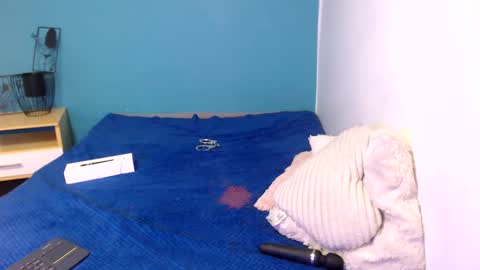 Snapshot of issa_nassar chatting on February 3, 3:38 pm Issa online show from February 3, 3:38 pm