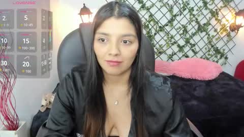 Snapshot of issa_nassar chatting on October 27, 4:55 pm Issa online show from October 27, 4:55 pm