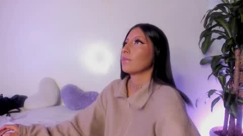 Snapshot of issaandneron_ chatting on November 22, 4:06 pm Issa and Neron online show from November 22, 4:06 pm